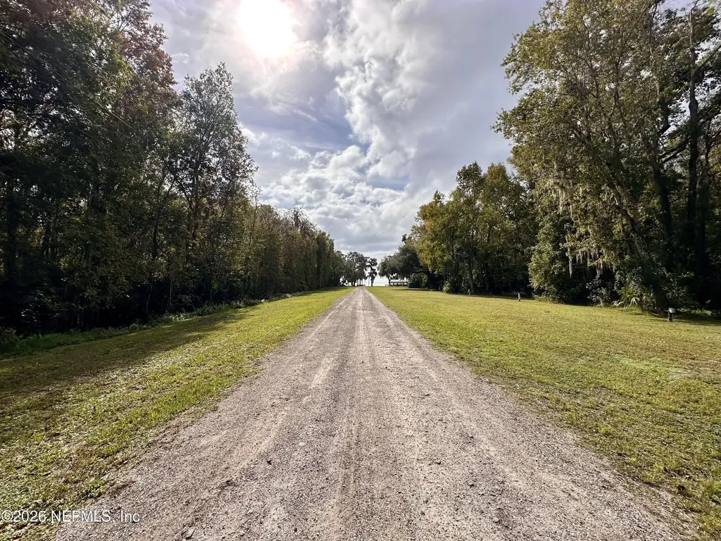 233 Marie Avenue Georgetown FL 32139