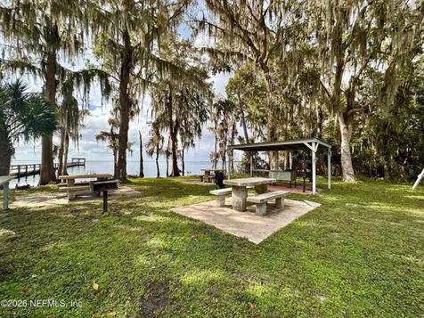 229 Marie Avenue Georgetown FL 32139