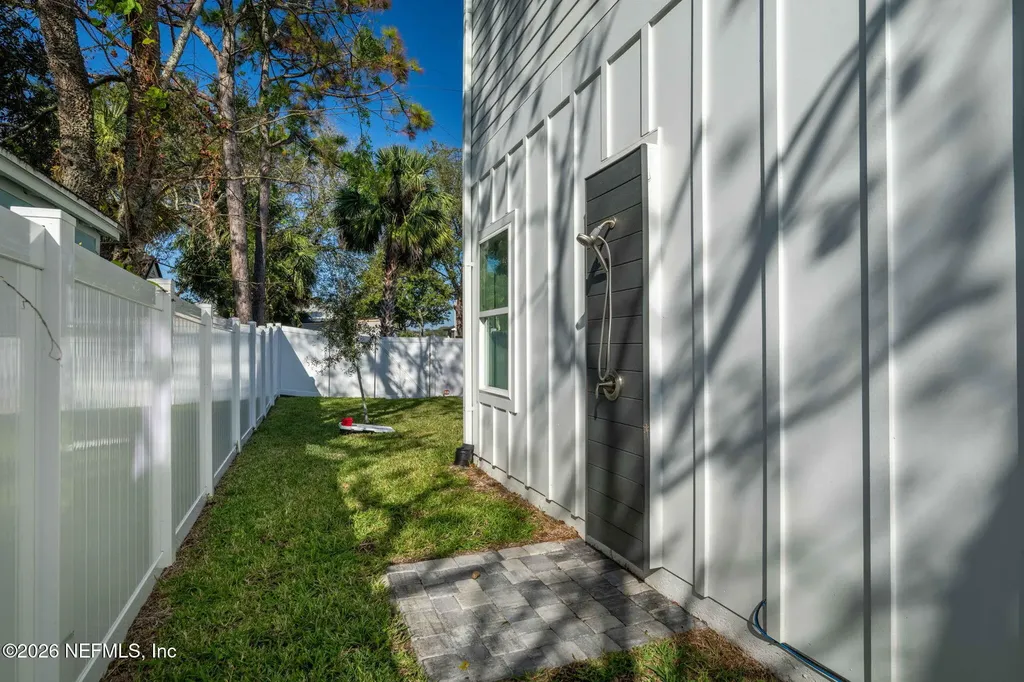 921-925 2nd Avenue S Jacksonville Beach FL 32250