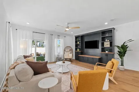 921-925 2nd Avenue S Jacksonville Beach FL 32250