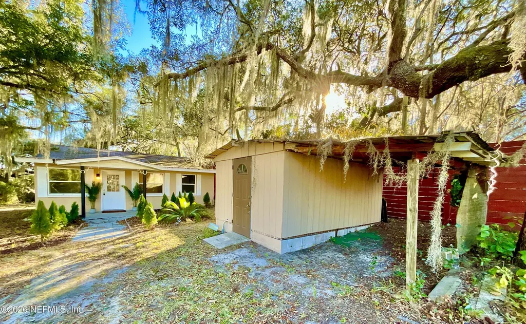 111 2nd Street Melrose FL 32666