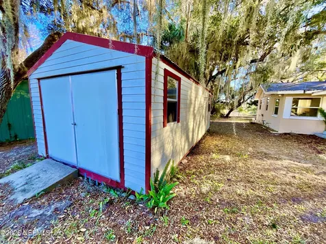 111 2nd Street Melrose FL 32666