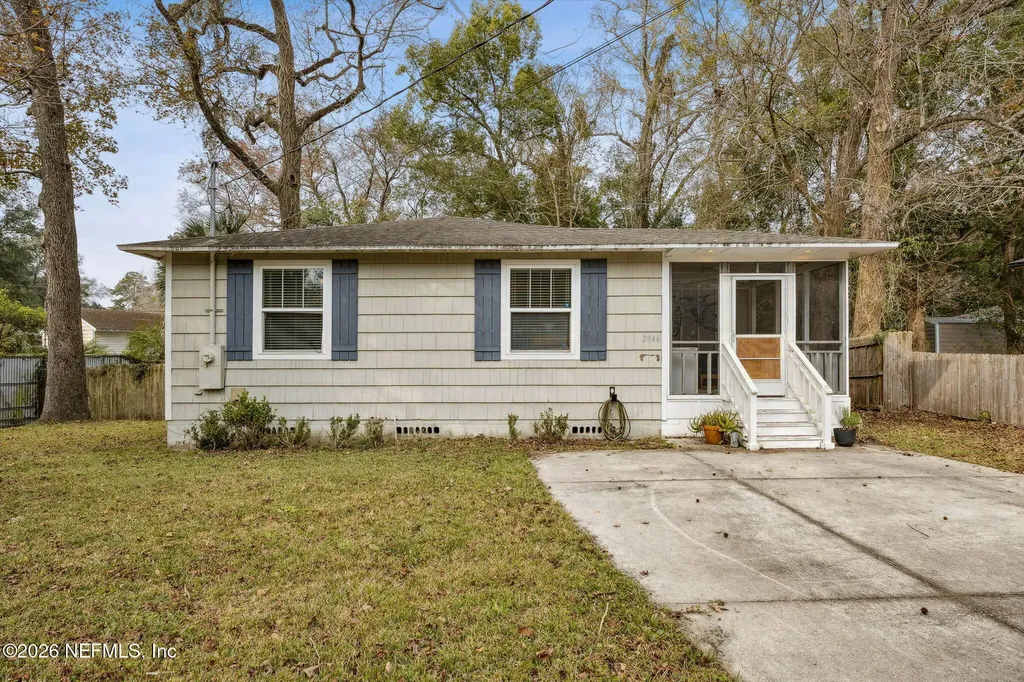 2846 Cherokee Circle W Jacksonville FL 32205
