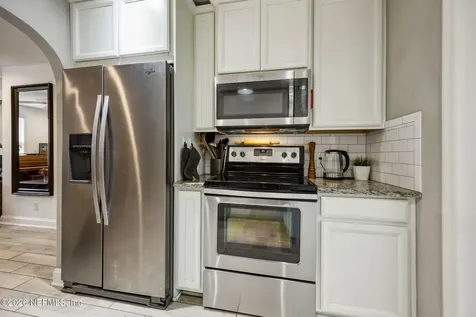 2846 Cherokee Circle W Jacksonville FL 32205