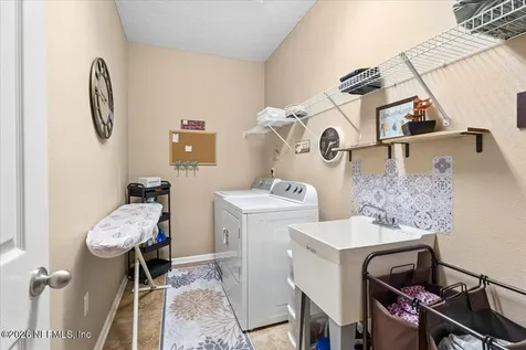 11251 Robert Masters Court Jacksonville FL 32218