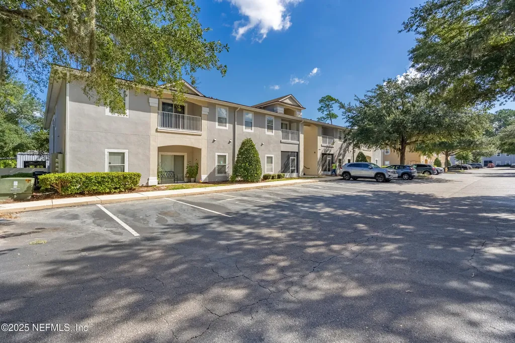 6069 Maggies Circle Jacksonville FL 32244
