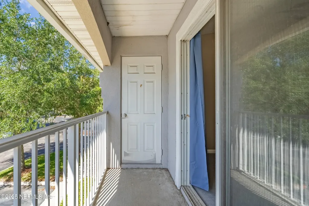 6069 Maggies Circle Jacksonville FL 32244