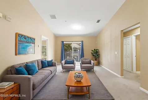 6069 Maggies Circle Jacksonville FL 32244