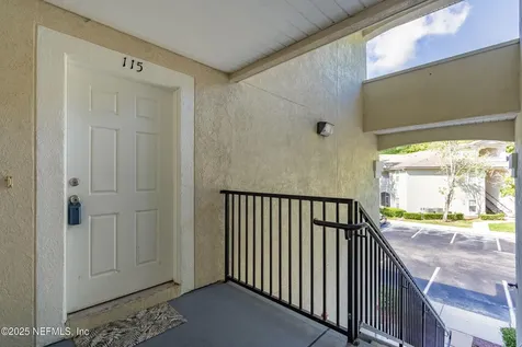 6069 Maggies Circle Jacksonville FL 32244