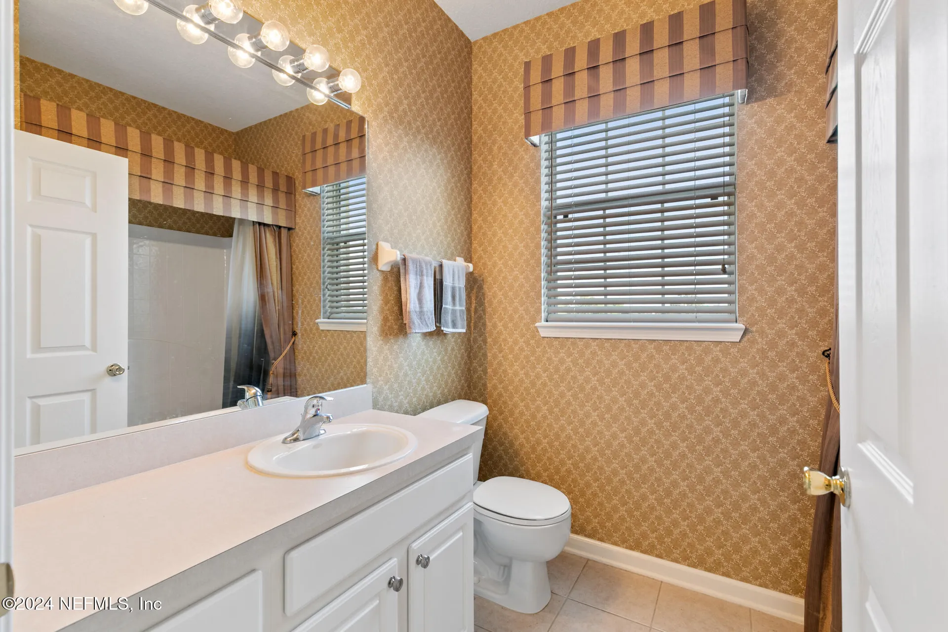 7801 Point Meadows Drive Jacksonville FL 32256