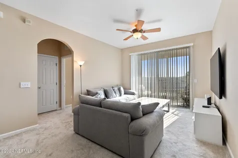 7801 Point Meadows Drive Jacksonville FL 32256