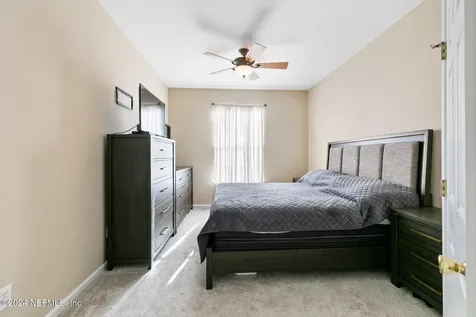 7801 Point Meadows Drive Jacksonville FL 32256