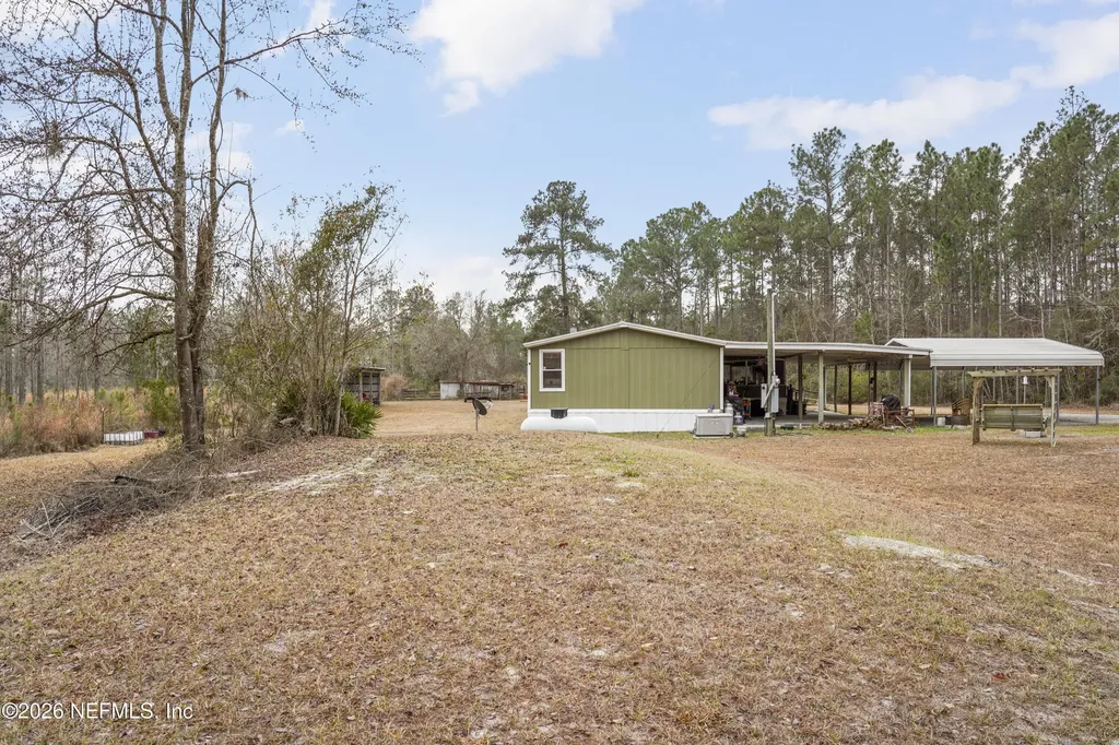 10697 County Road 127 Sanderson FL 32087