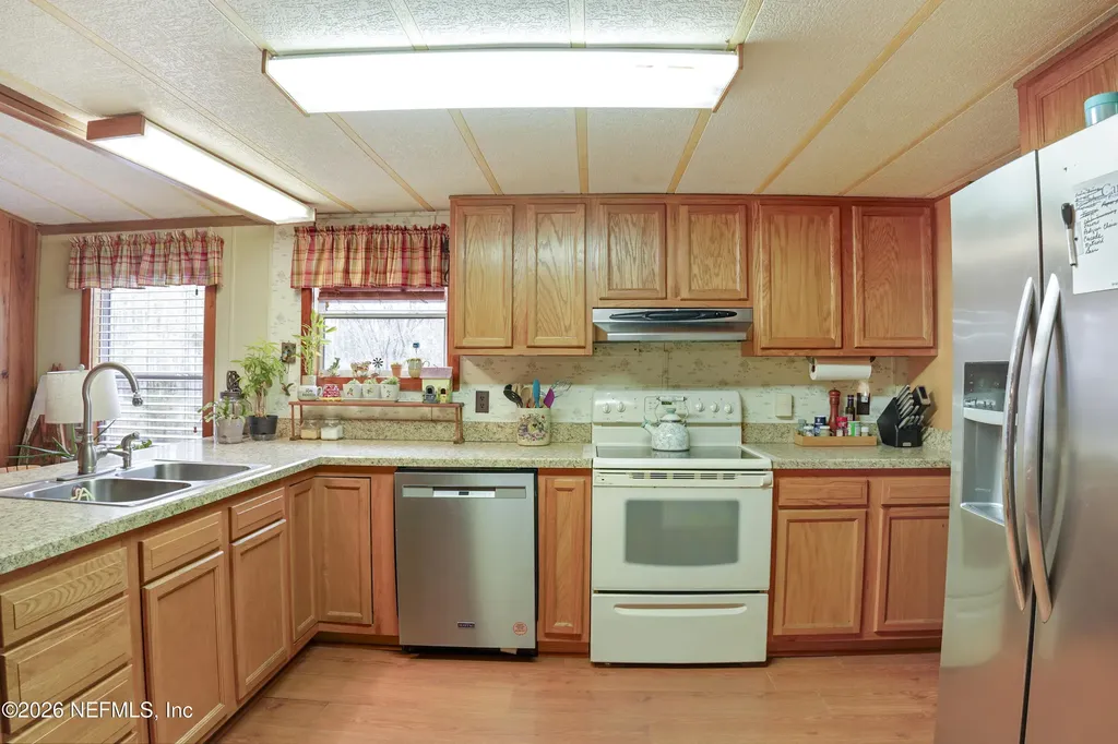 10697 County Road 127 Sanderson FL 32087