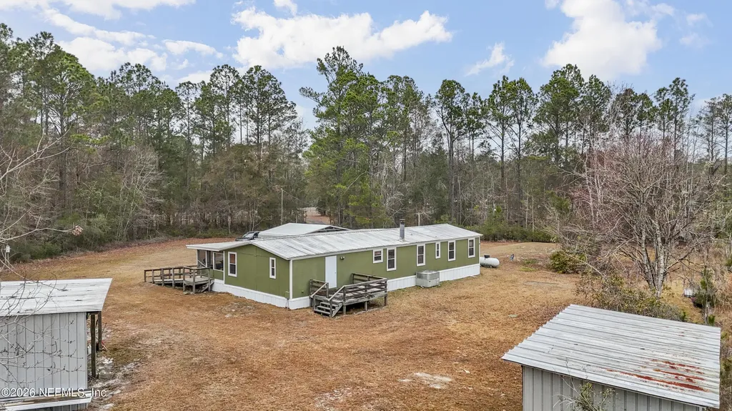 10697 County Road 127 Sanderson FL 32087