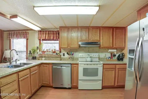 10697 County Road 127 Sanderson FL 32087