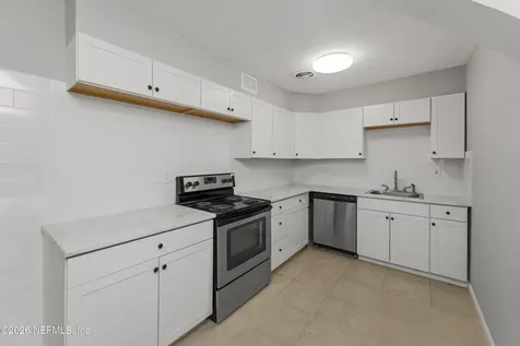 6171 Cedar Hills Boulevard Jacksonville FL 32210