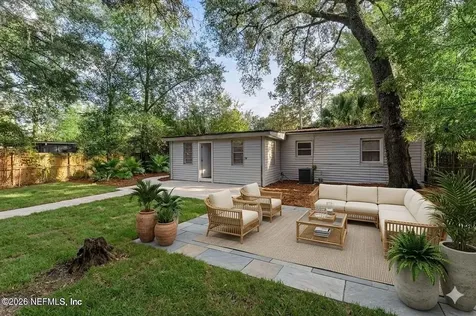 6171 Cedar Hills Boulevard Jacksonville FL 32210