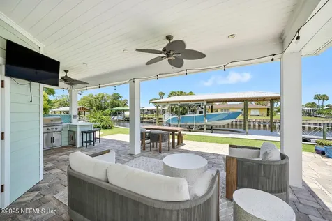 3367 Royal Palm Drive Jacksonville FL 32250