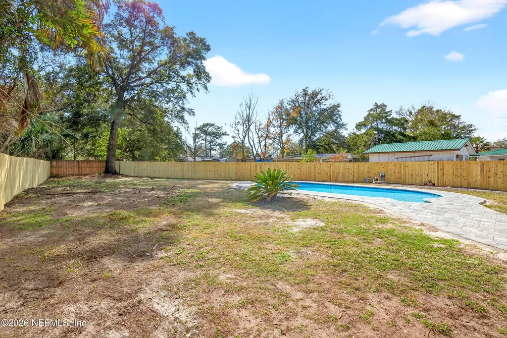 7944 Guerad Drive N Jacksonville FL 32210
