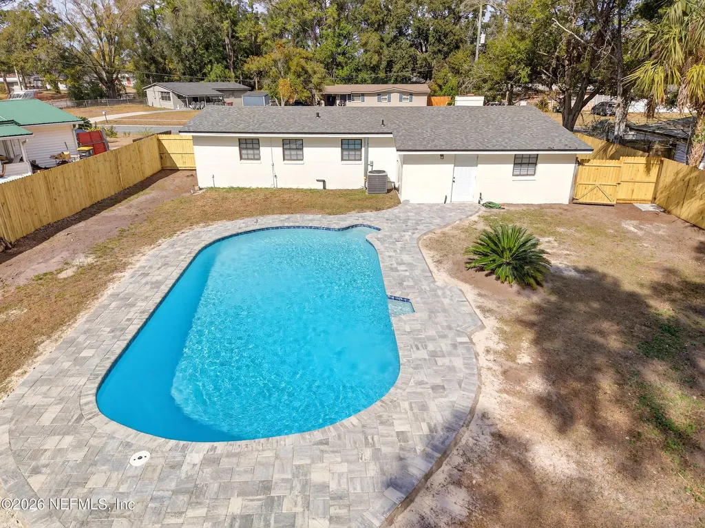 7944 Guerad Drive N Jacksonville FL 32210