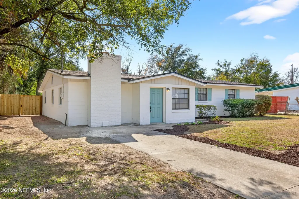 7944 Guerad Drive N Jacksonville FL 32210
