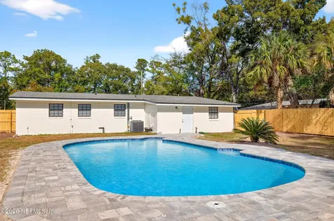 7944 Guerad Drive N Jacksonville FL 32210