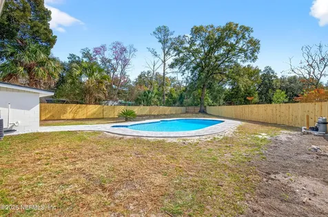 7944 Guerad Drive N Jacksonville FL 32210