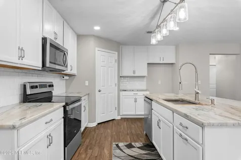 12390 Cherry Bluff Drive Jacksonville FL 32218