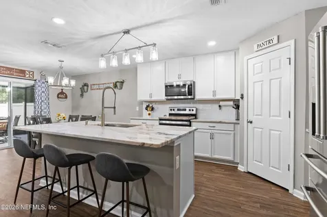 12390 Cherry Bluff Drive Jacksonville FL 32218