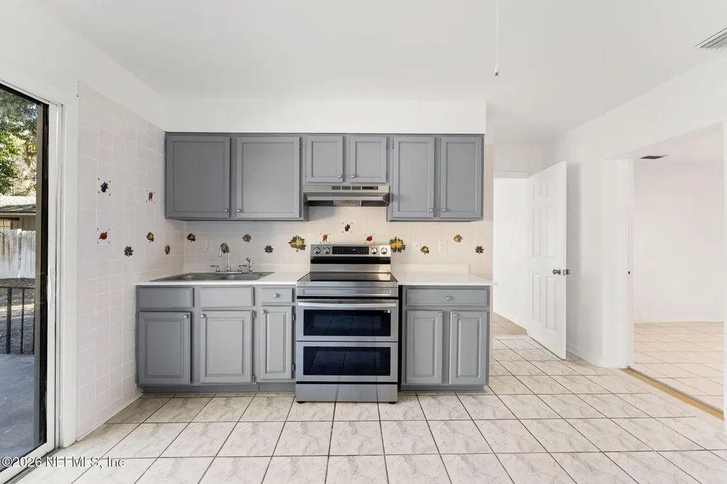 4721 Bedford Road Jacksonville FL 32207