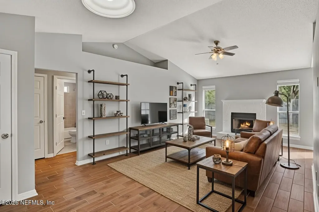 6975 Huntington Woods Circle E Jacksonville FL 32244