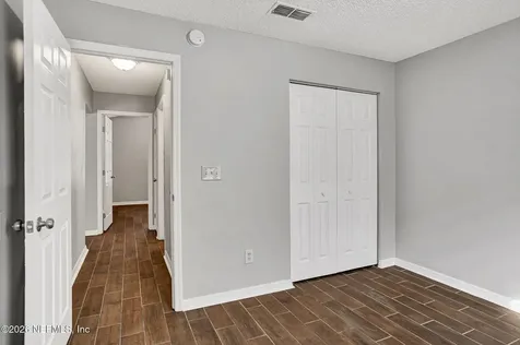 6975 Huntington Woods Circle E Jacksonville FL 32244