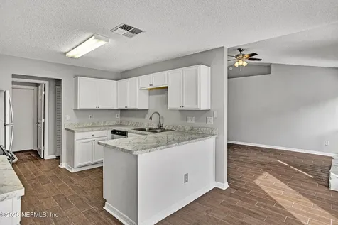 6975 Huntington Woods Circle E Jacksonville FL 32244