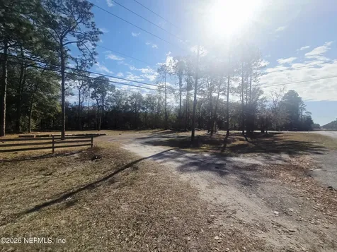 2487 Chaffee Road S Jacksonville FL 32221