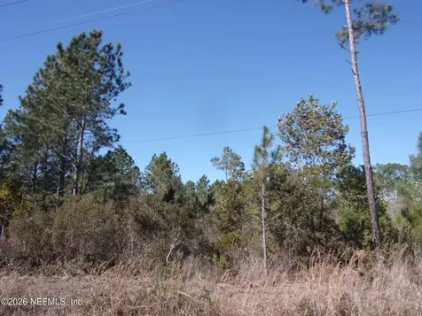 1658 S State Road 19 Palatka FL 32177