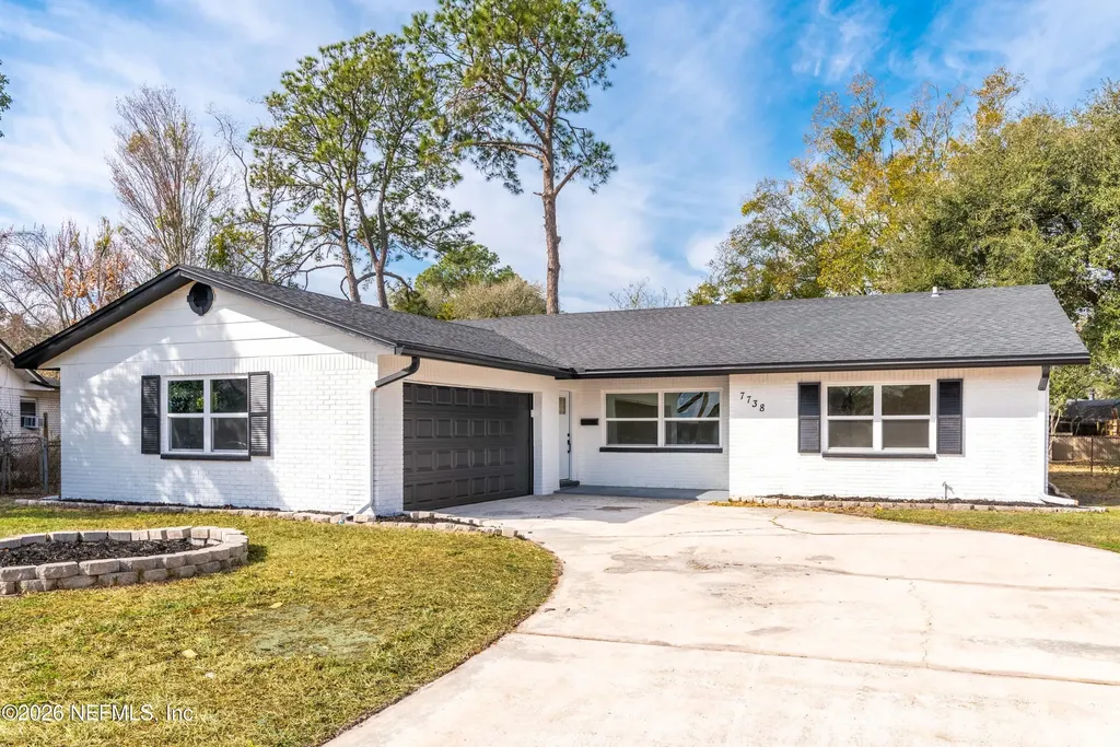 7738 Rondeau Drive E Jacksonville FL 32217
