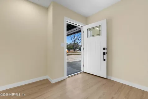 7738 Rondeau Drive E Jacksonville FL 32217