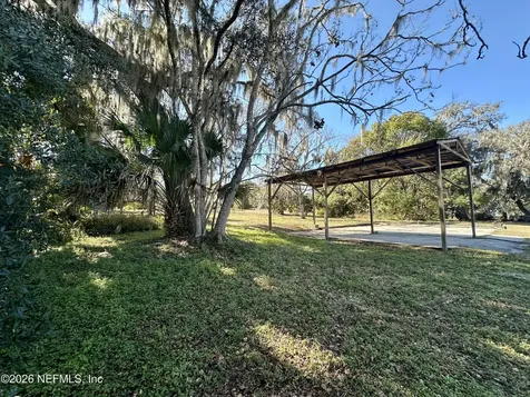 221 Perry Street Pomona Park FL 32181