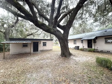725 Myrtle Avenue Green Cove Springs FL 32043
