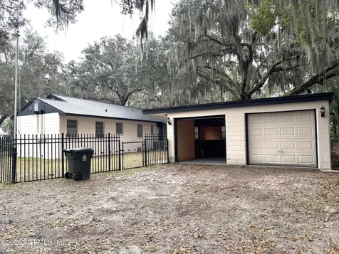 725 Myrtle Avenue Green Cove Springs FL 32043