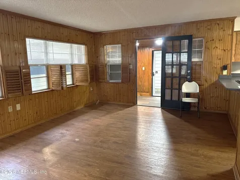 725 Myrtle Avenue Green Cove Springs FL 32043