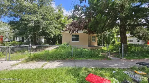 2727 N N Davis Road Street Jacksonville FL 32209