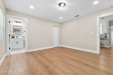529 Sapelo Road Jacksonville FL 32216