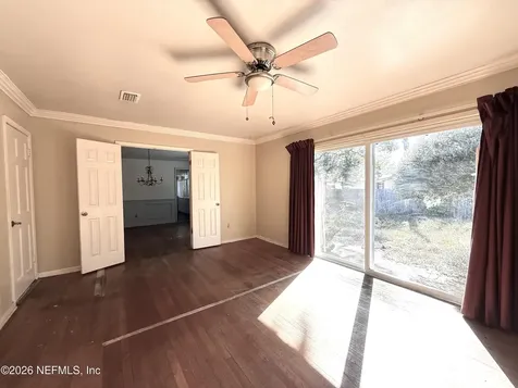 976 Townsend Boulevard Jacksonville FL 32211