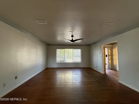 976 Townsend Boulevard Jacksonville FL 32211