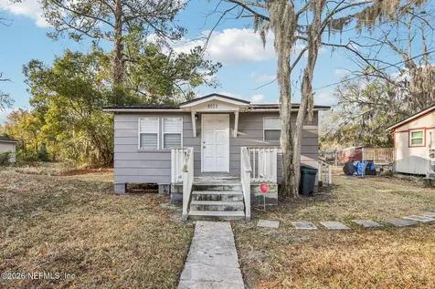 8022 Pipit Avenue Jacksonville FL 32219