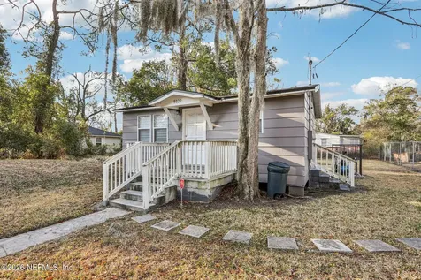 8022 Pipit Avenue Jacksonville FL 32219