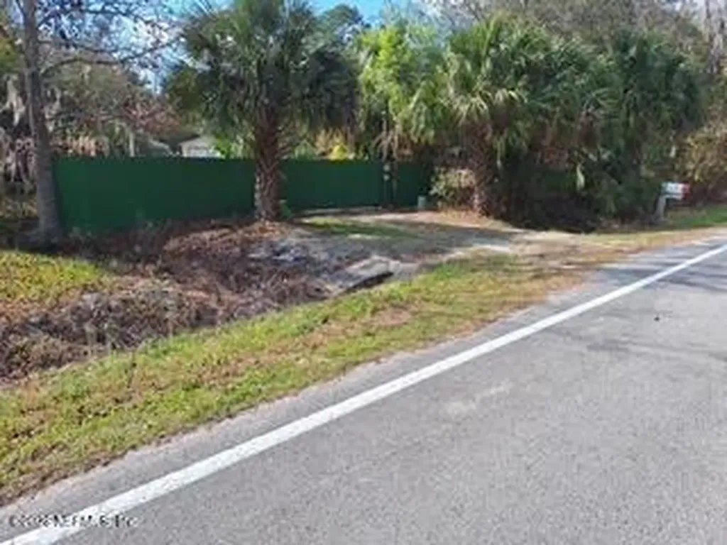 197 County Road 207a East Palatka FL 32131