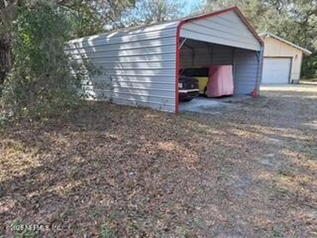197 County Road 207a East Palatka FL 32131